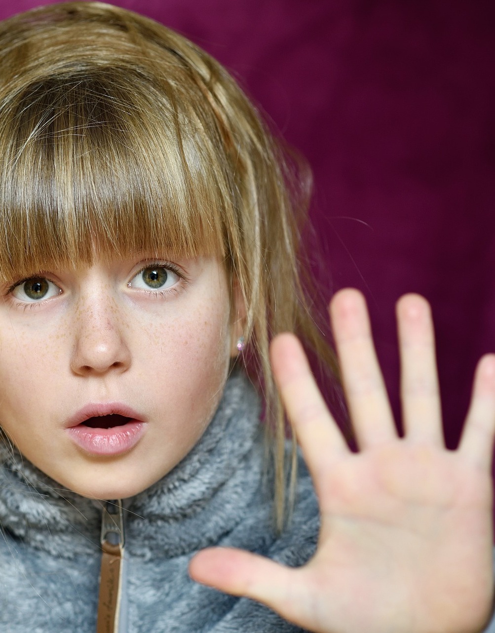 Meine Schwerpunkte sind: Rückenschmerzen, chronische Schmerzen wie Fibromyalgie, Kniearthrose, Hüftarthrose, Ernährungsberatung für vegane/vegetarische Ernährung, toxische Beziehungen und narzisstische Partner, Burnout, Boreout, Depression, Hilfe bei Mobbing, Traumabewältigung, Traumatherapie, Ängste bei Jugendlichen, Support für Sportler   Meine Gruppekurse: Meditation, Rückengymnastik, Chakrayoga, Faszientraining