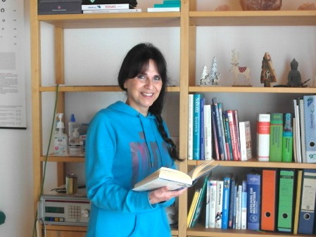 Chronische Rueckenschmerzen Chronische Schmerzen Fibromyalgie Makuladegeneration (AMD) Ernaehrungsberatung für vegane/vegetarische Ernährung Aengste bei Jugendlichen Mobbingberatung Burnout/Boreout/Stress Traumabewaeltigung Depression